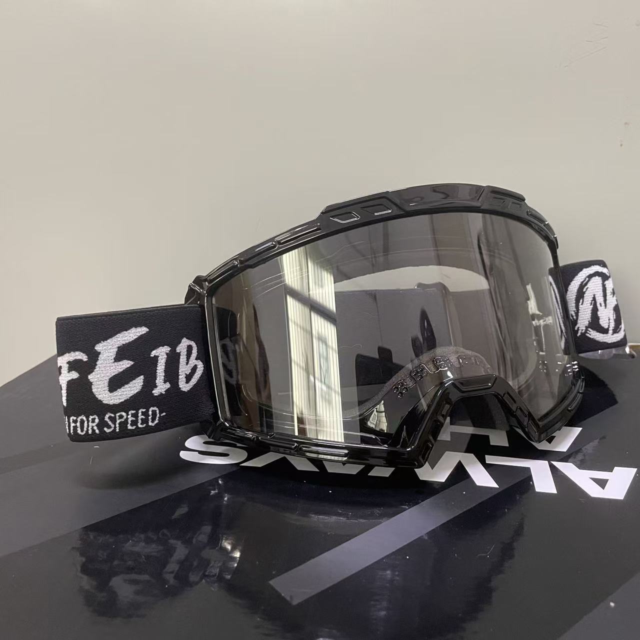 Новые мужские мотоциклетные оч – обзор и цена Equestrian Helmet